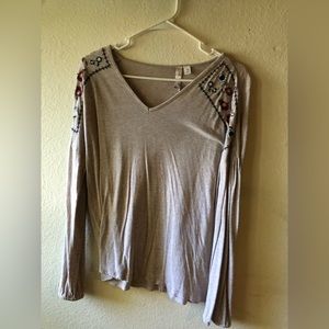 Beautiful stitch embroidery long sleeve top